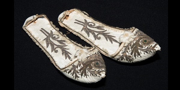 A pair of Inuit shoes